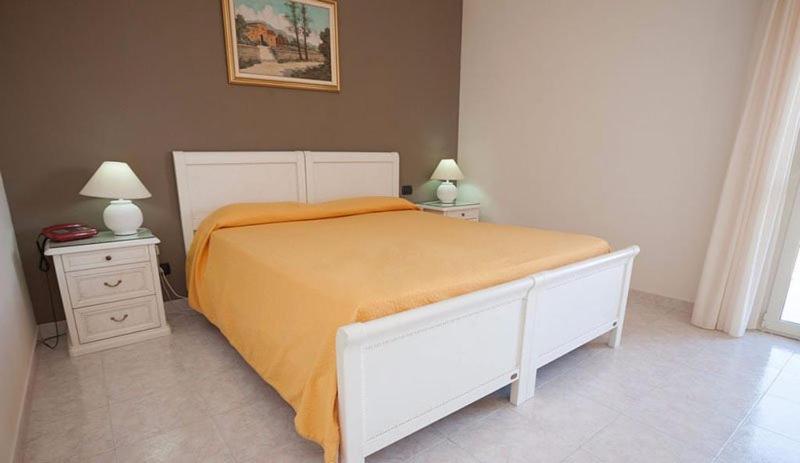 Single Room,1758301256:JPEG
